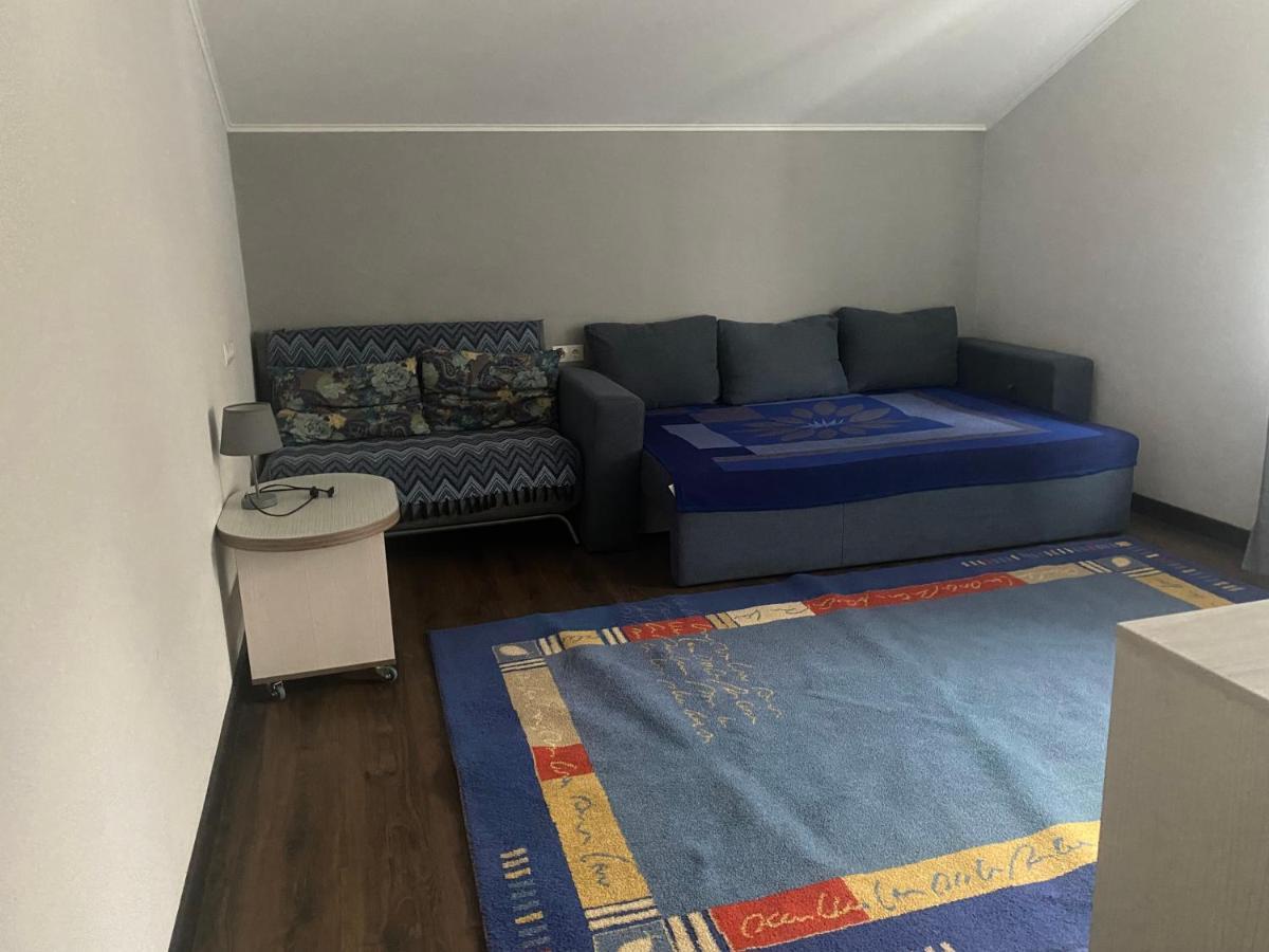 Guest House Olzhycha 45 Б キエフ エクステリア 写真
